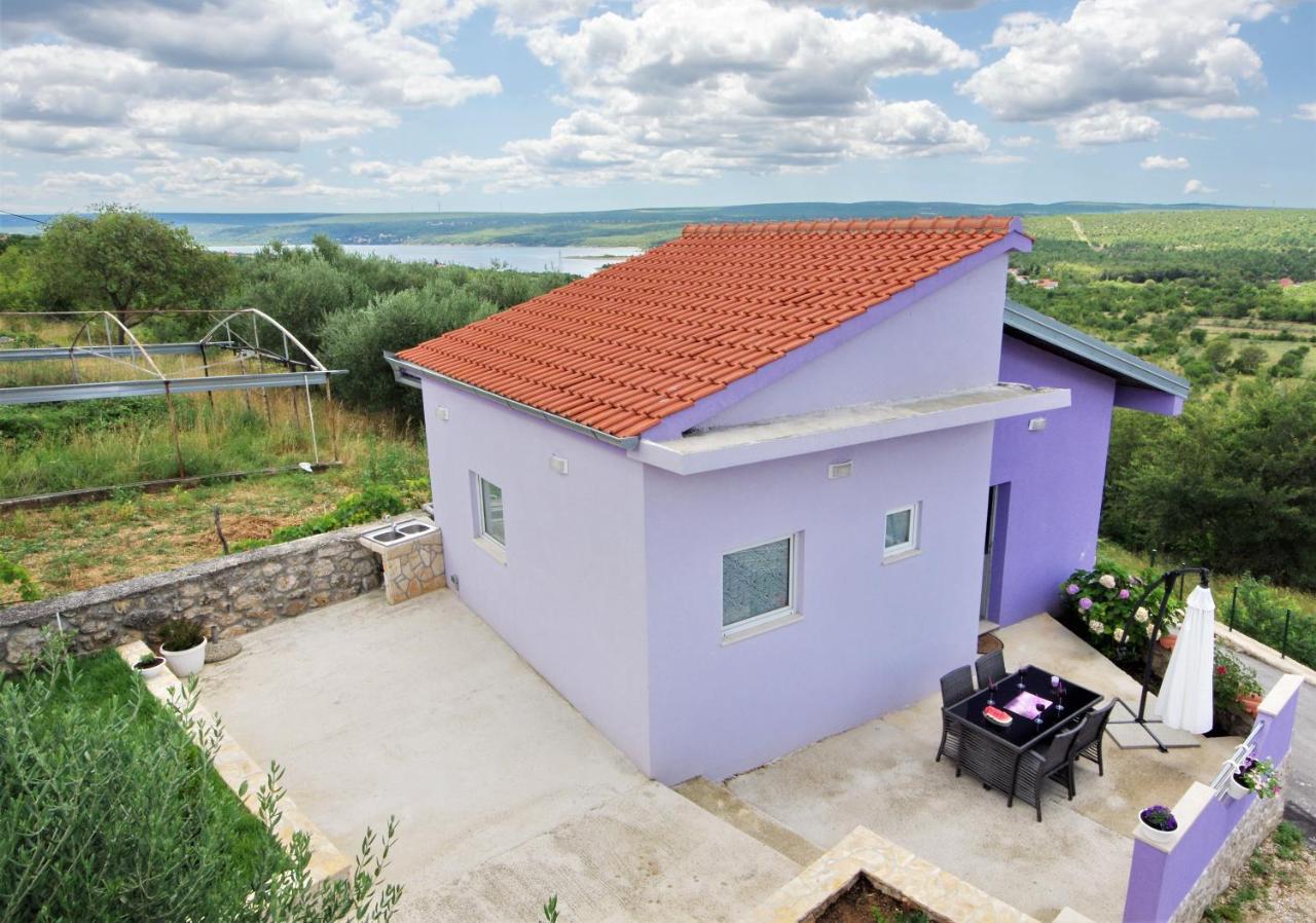 Holiday Home Paulin Обровац Екстериор снимка