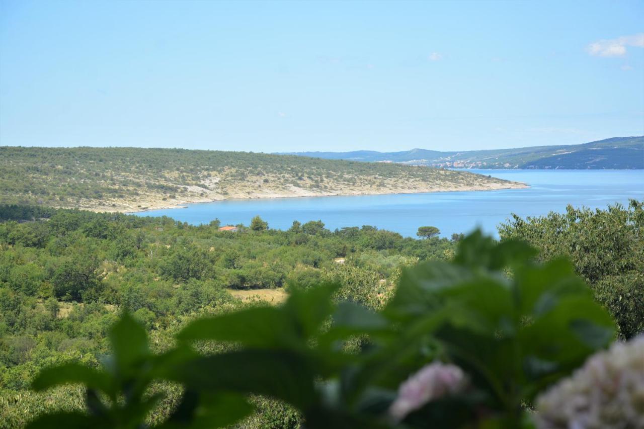 Holiday Home Paulin Обровац Екстериор снимка