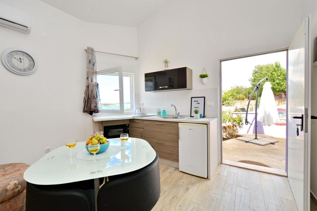 Holiday Home Paulin Обровац Екстериор снимка