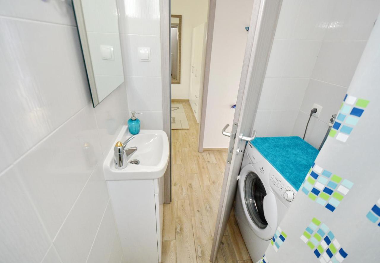 Holiday Home Paulin Обровац Екстериор снимка